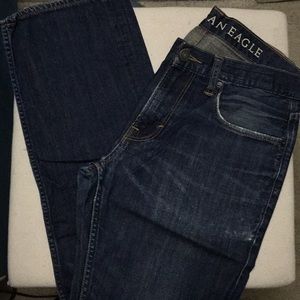 American Eagle Straight Jeans